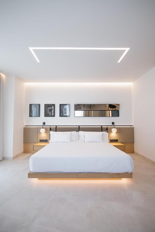 Myr Puerta Serranos Valencia Kültér fotó
